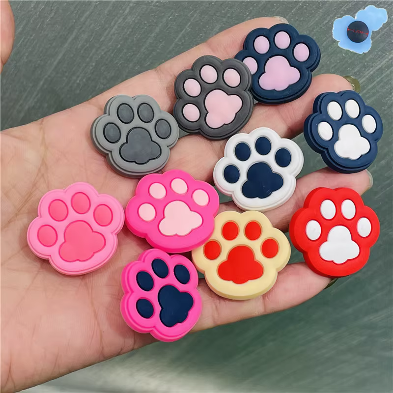 Breloques de chaussures en PVC pour enfants, pattes de chat mignonnes colorées, accessoires d'orneme