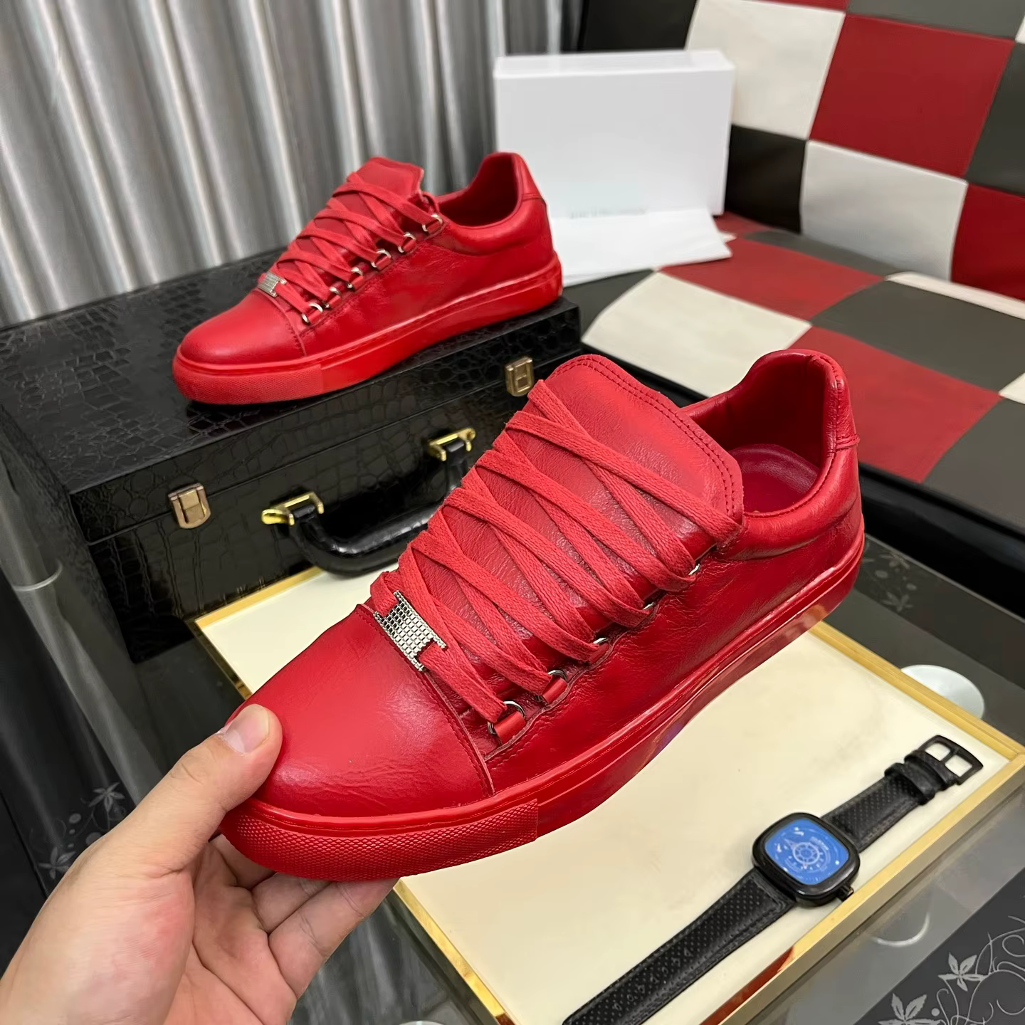 Cadeaux de Noël : Chaussures de luxe pour hommes, baskets décontractées faites à la main en cuir de