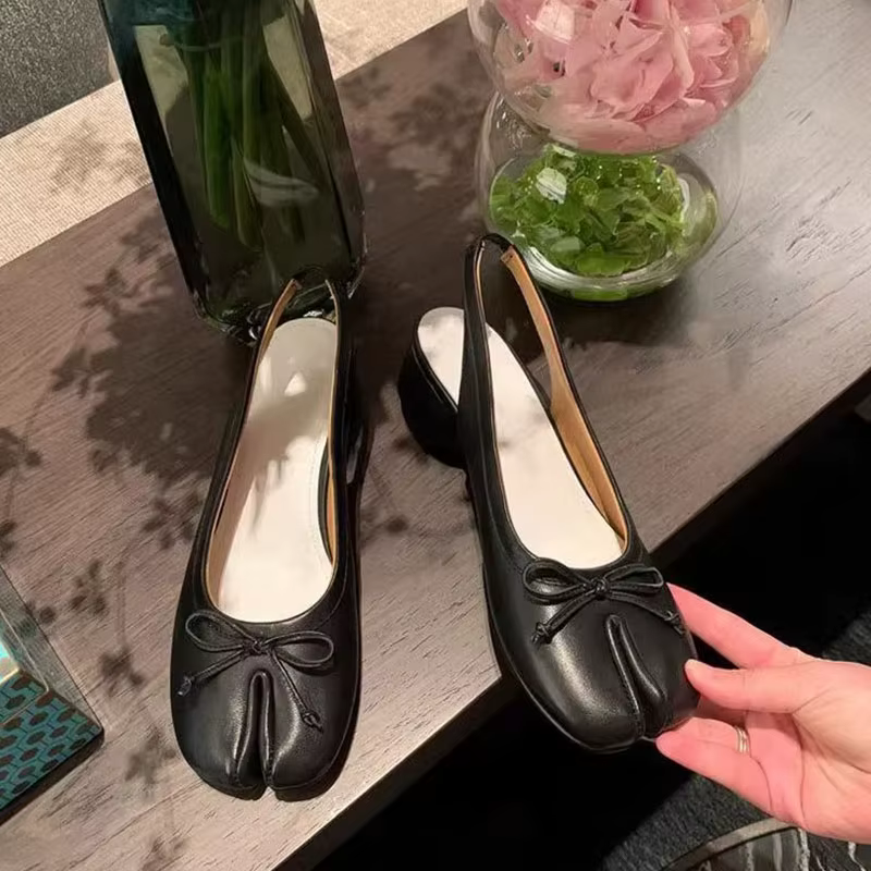 Nouvelles Chaussures Femme Printemps-Été 2026 à Bout Fendu, Style Rétro, Talon Bas à Mi-Hauteur, Bal