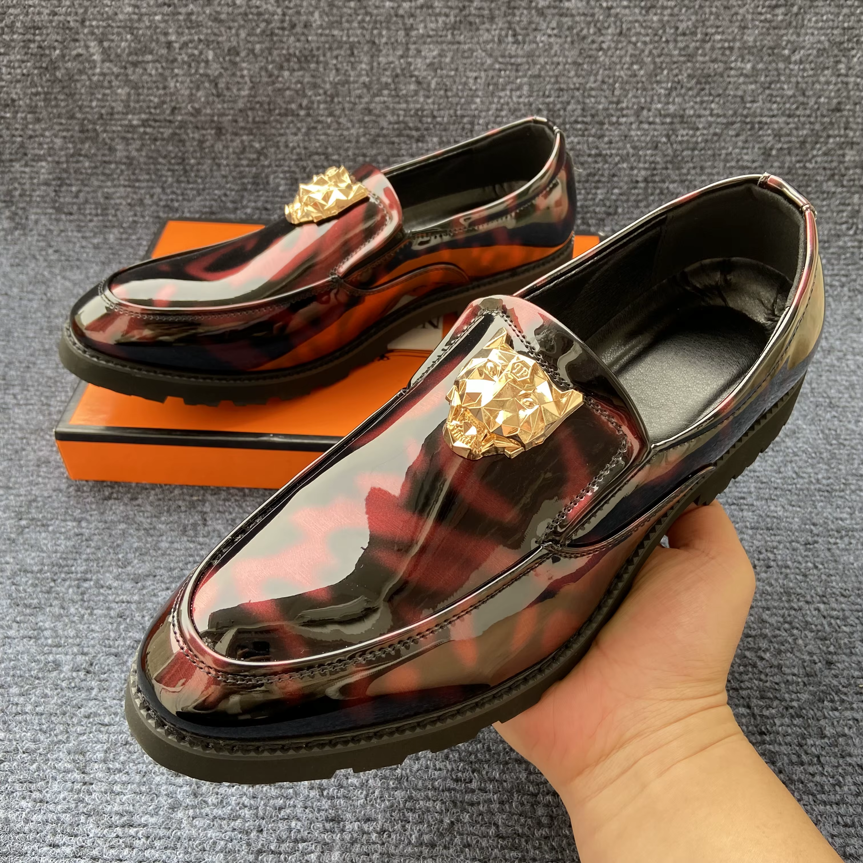 Mocassins en cuir verni chaussures pour homme robe chaussures de luxe pour homme marque chaussures p