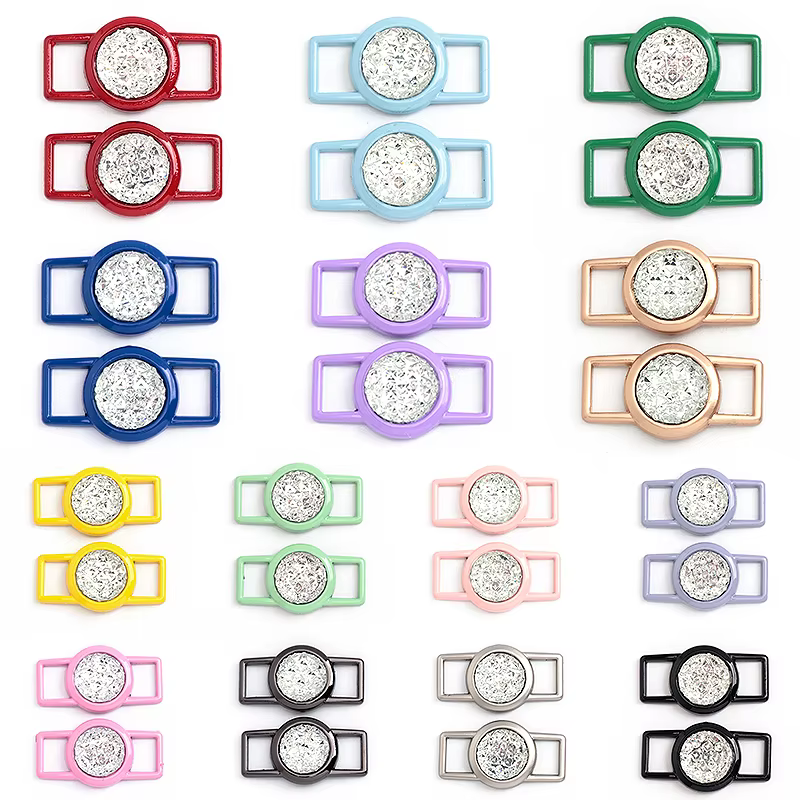 Luxueux pierres précieuses diamant lacets décoratifs boucle en métal chaussures breloques couleur la