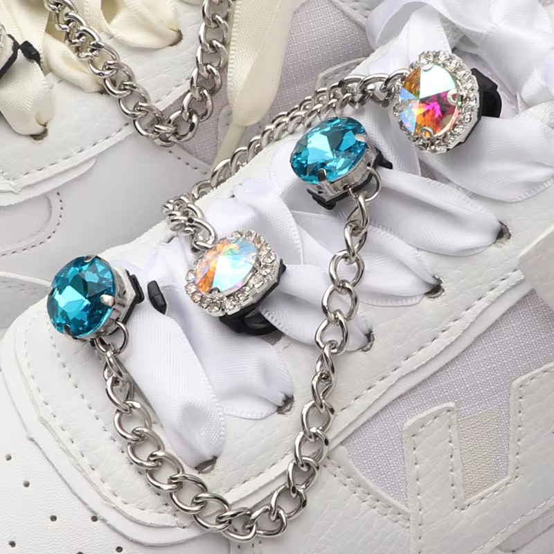 Baskets colorées cristal pierres précieuses décoration lacet chaîne chaussure boucle Clips breloques