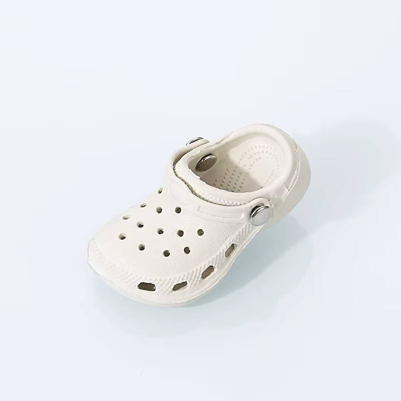 Breloques de chaussures en PVC en forme de Mini chaussures 3D, pour sabots, accessoires pour femmes,
