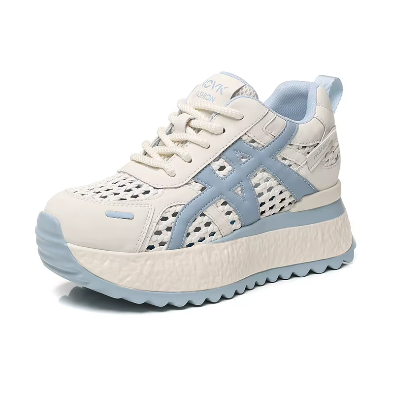 Baskets compensées en maille color block beige et bleu pour femme, style Dad Sneakers, avec lacets,
