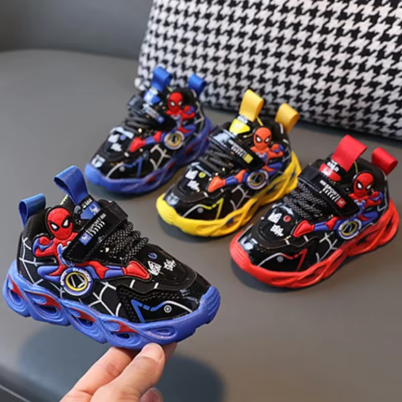 Baskets de dessin animé Disney pour enfants, SpidSuffolk, lumière LED, chaussures de sport pour garç