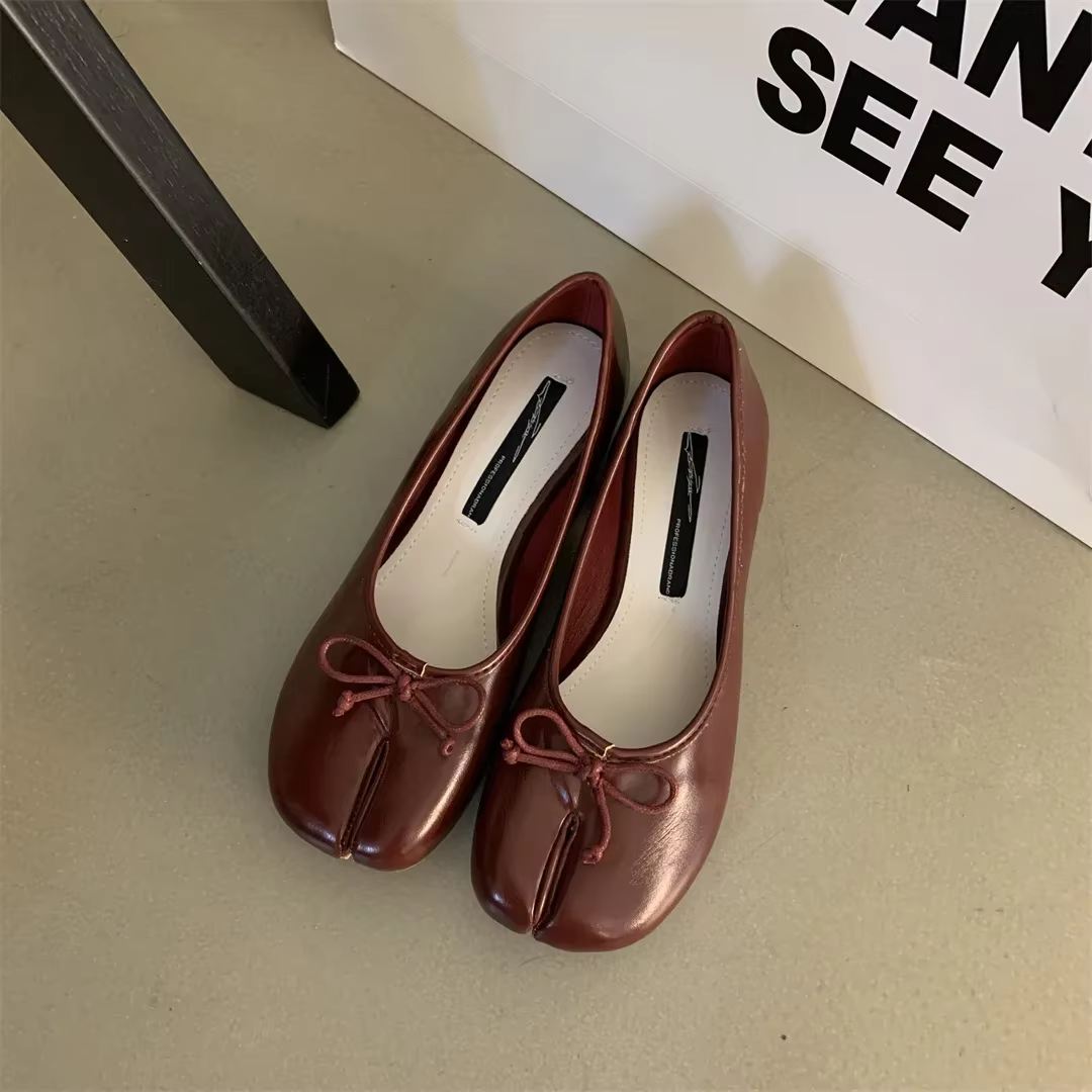 Tabi chaussures Ballet Falts ballerine en cuir chaussures pour femmes bout fendu chaussures plates T