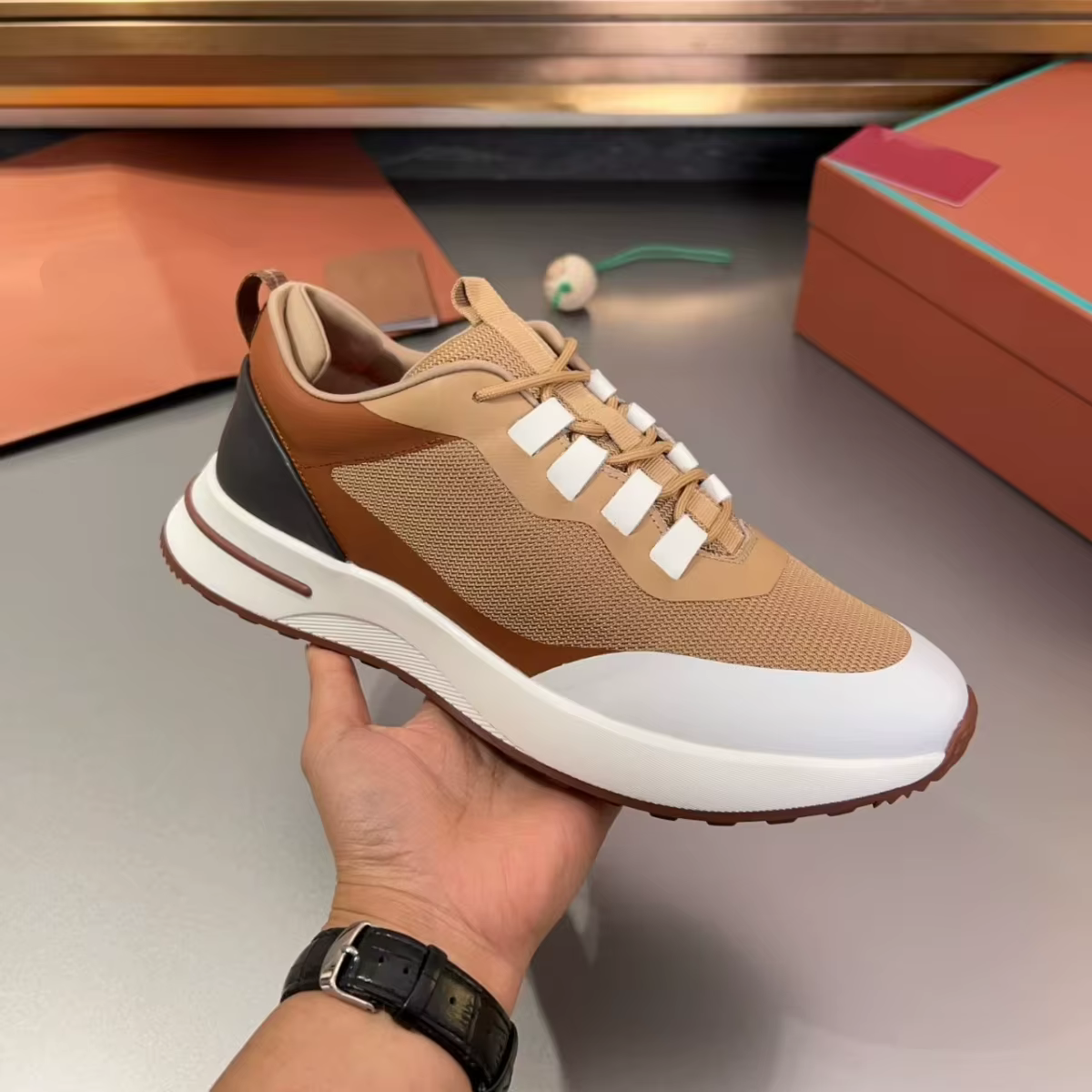 Nouvelles baskets décontractées pour hommes en maille et cuir patchwork, chaussures de course basses