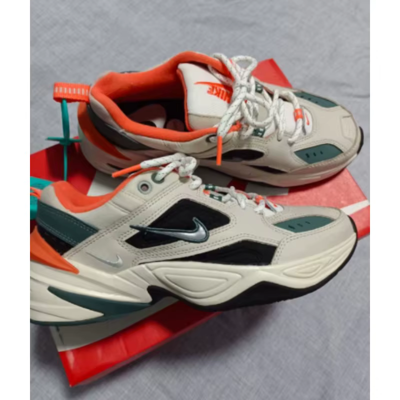 Chaussures Nike M2K Tekno Light Bone Low Dad pour hommes, gris et orange, baskets ultra confortables