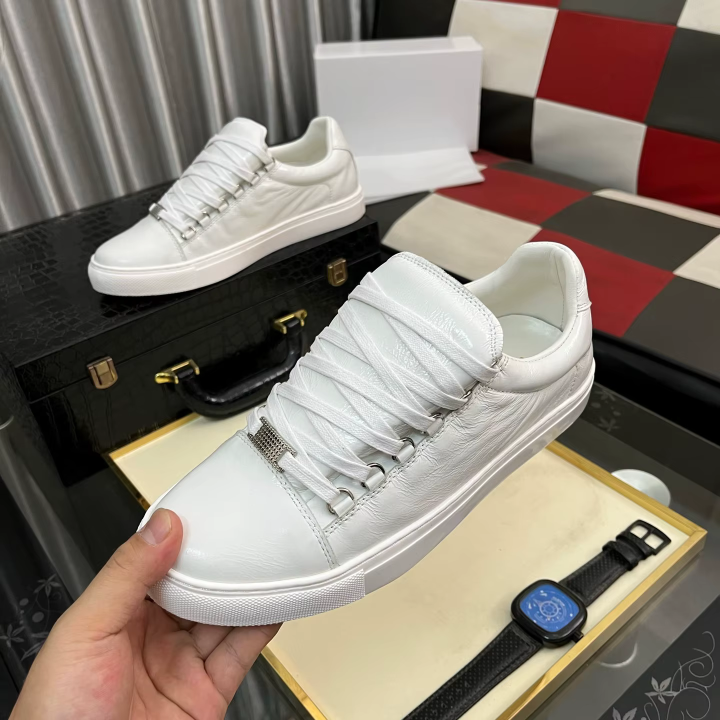 Cadeaux de Noël : Chaussures de luxe pour hommes, baskets décontractées faites à la main en cuir de