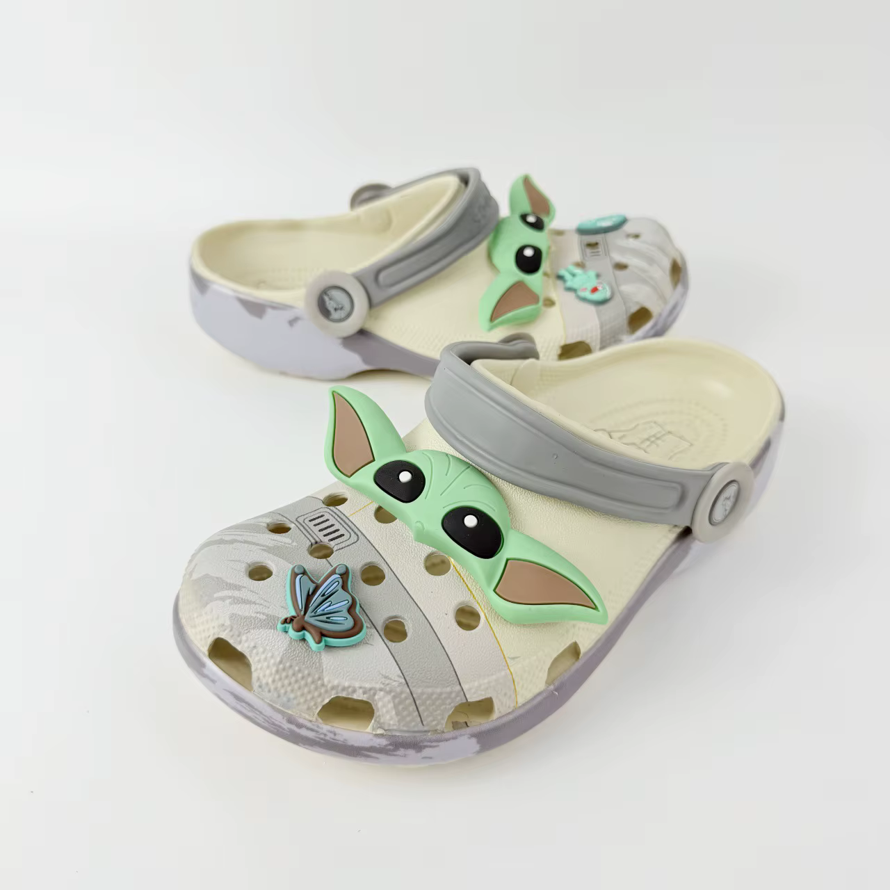 Dernier modèle 2026 Crocs Star Wars pour la plage, chaussures décontractées et polyvalentes pour hom