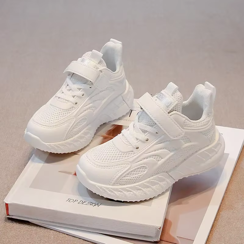 Chaussures de course pour étudiants, noires et blanches, baskets de sport en maille respirante pour