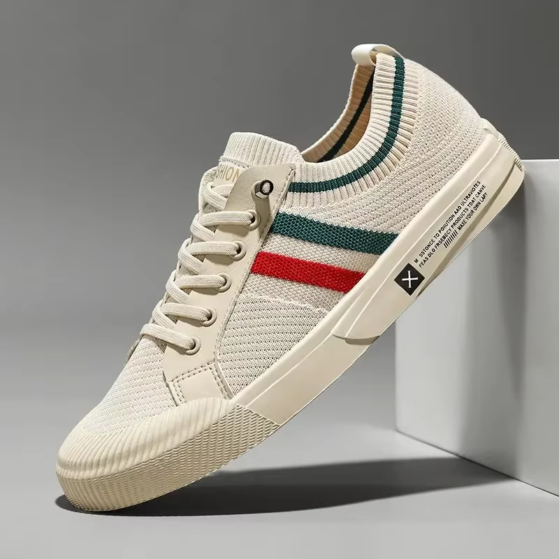 Baskets de mode pour hommes maille légère respirant mocassins de marche en plein air chaussures plat