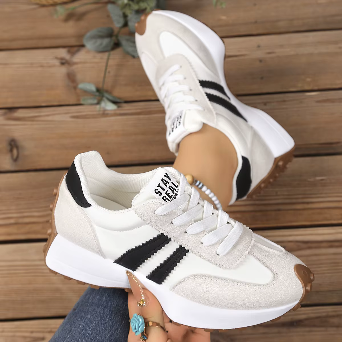 2025 femmes baskets printemps nouveau luxe plat confortable sans lacet doux tendance baskets femmes 