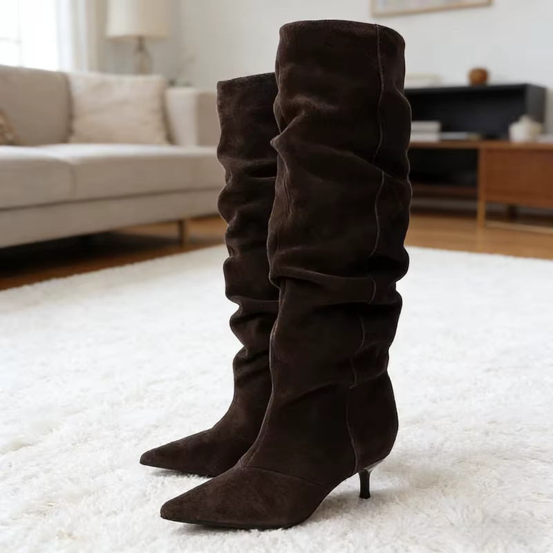 Hiver plissé daim genou bottes hautes femmes rétro marron bout pointu chaton talons bottes concepteu