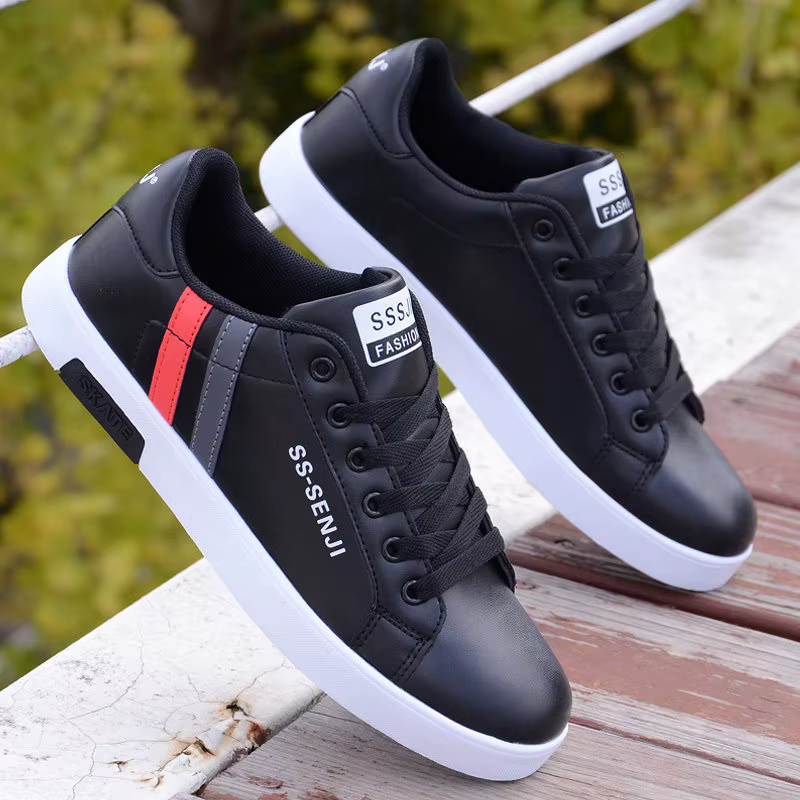 Chaussures de skateboard pour hommes, baskets basses blanches respirantes, à lacets plats, pour voya