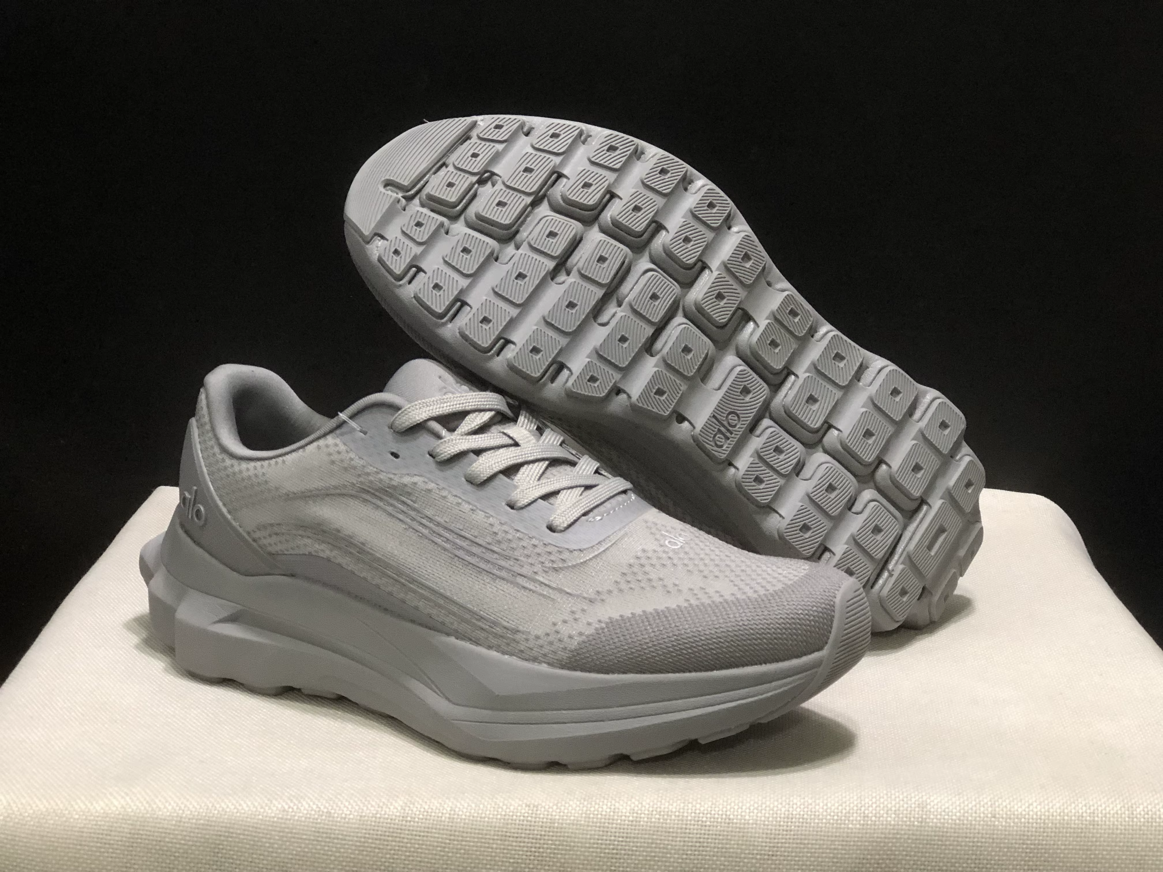 2025 chaud ALO GODDESS femmes hommes chaussures de course respirant anti-dérapant amorti route Sport