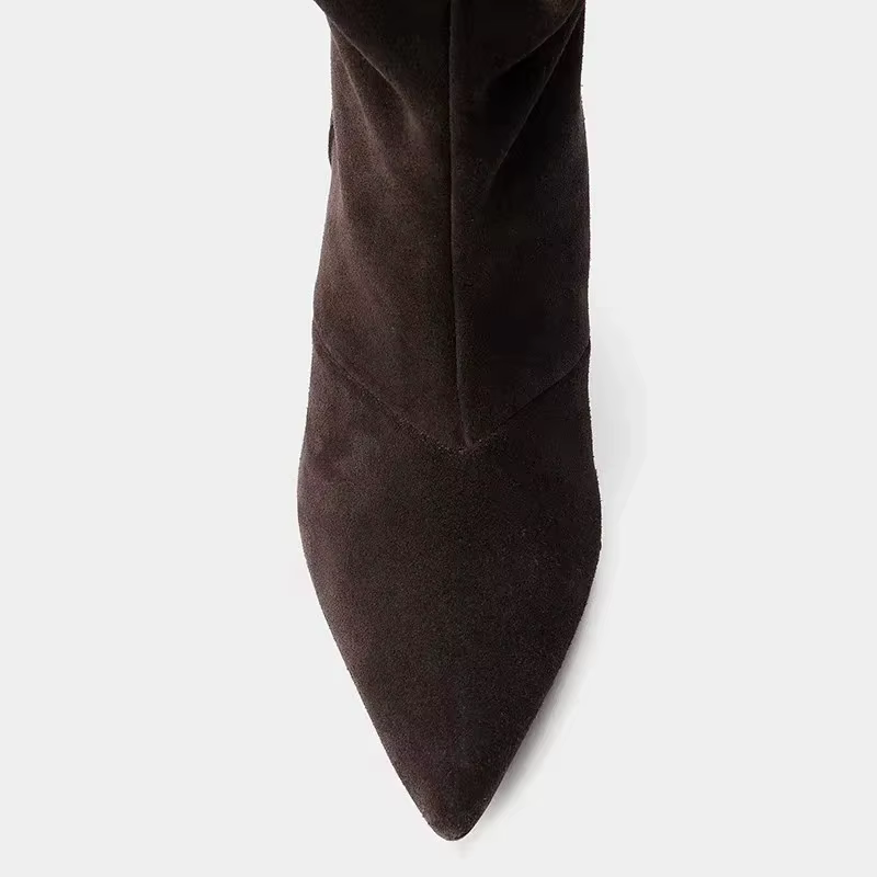 Hiver plissé daim genou bottes hautes femmes rétro marron bout pointu chaton talons bottes concepteu