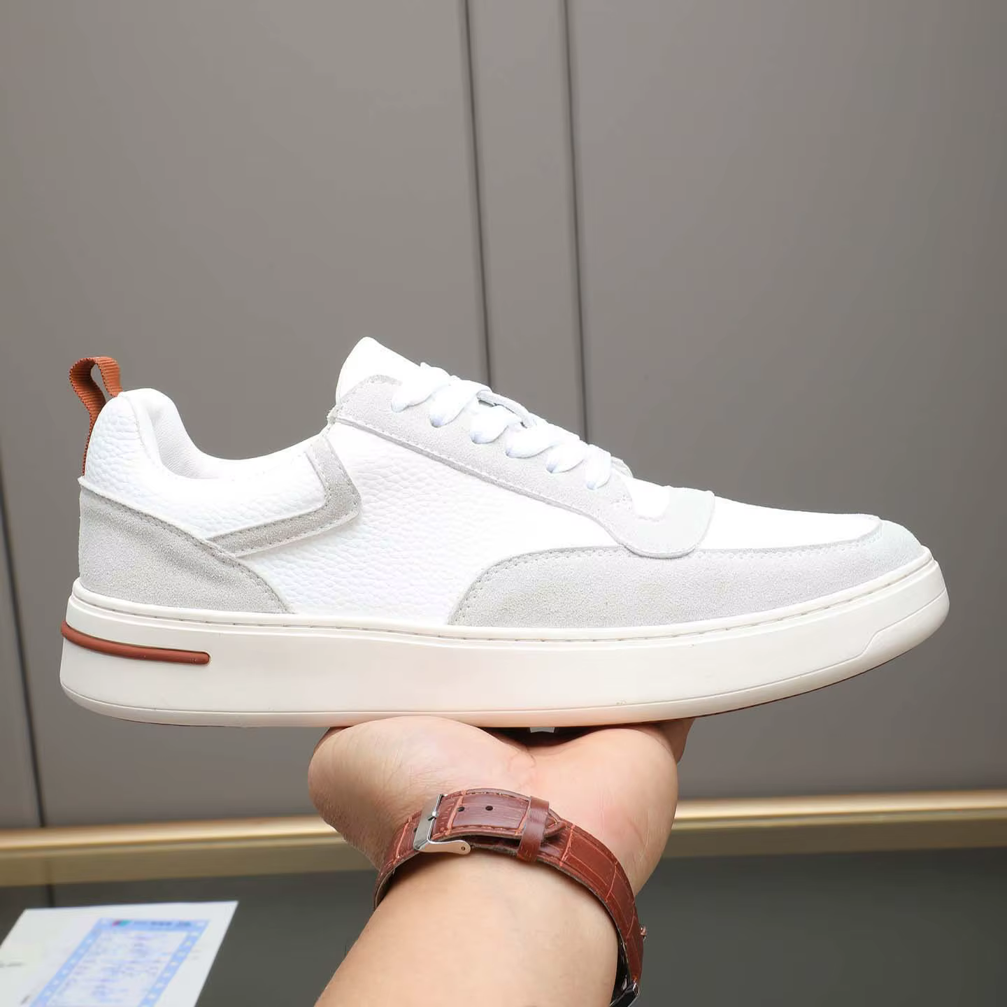 Baskets basses tendance pour hommes en cuir respirant, version améliorée, chaussures de sport décont