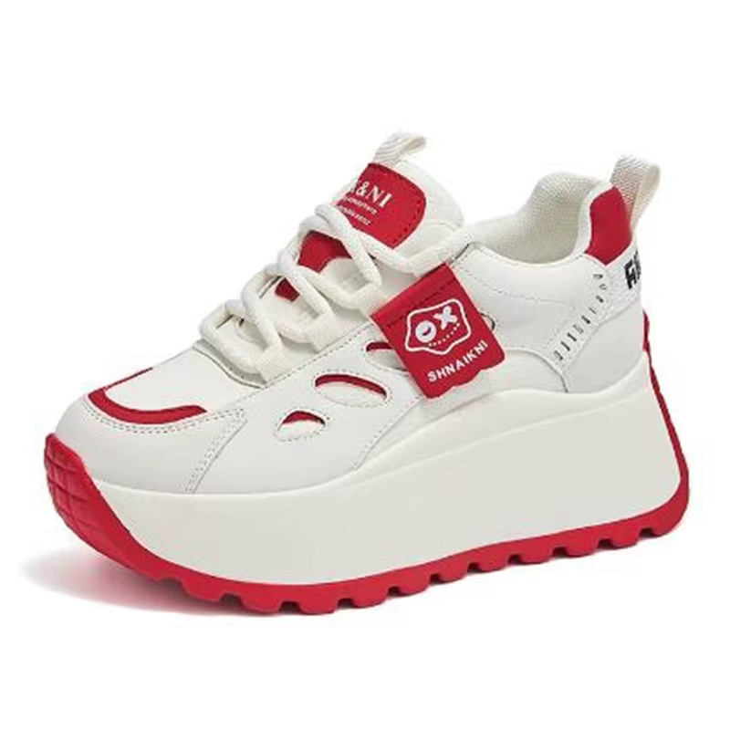 Nouvelle mode femmes papa chaussures printemps 2025 fond épais à la mode couleur bloc rehaussant à l