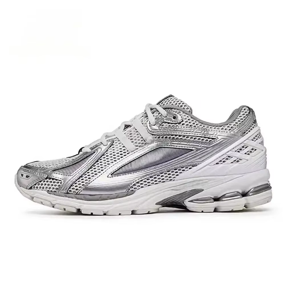 Chaussures de sport classiques basses polyvalentes, confortables et durables pour hommes et femmes, 