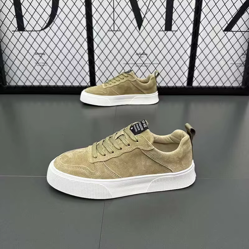 Chaussures pour hommes 2025 visage en cuir tendance à la mode et polyvalente chaussures de planche d