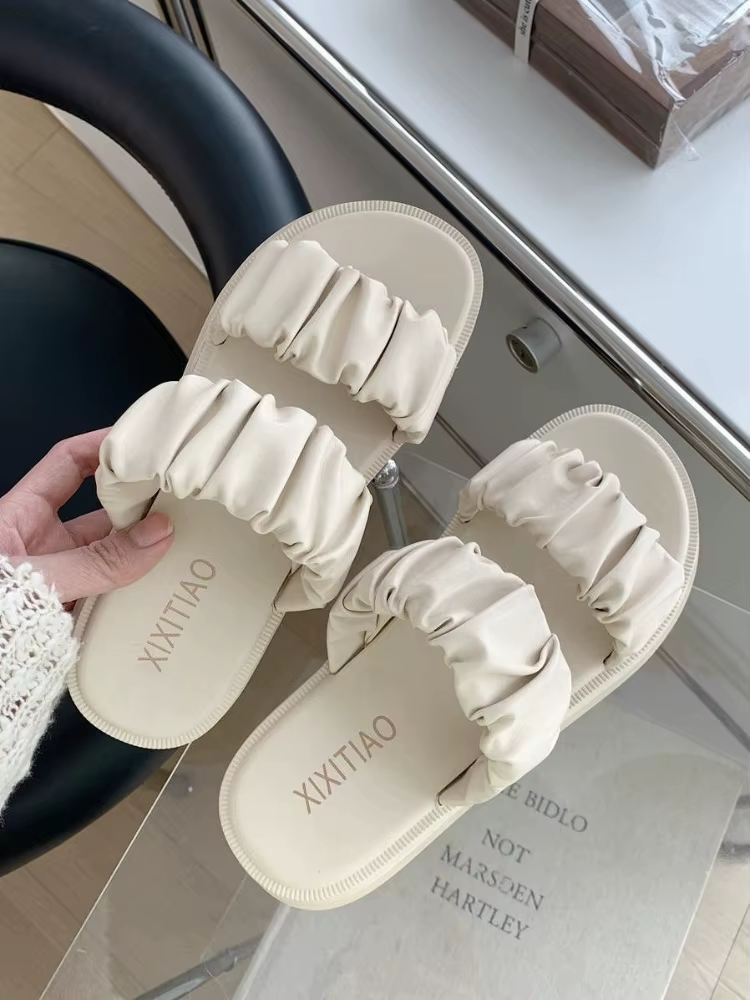 Diapositives avec talon extérieur été 2025 pantoufles pour femmes à hauteur douce et sandales pour d
