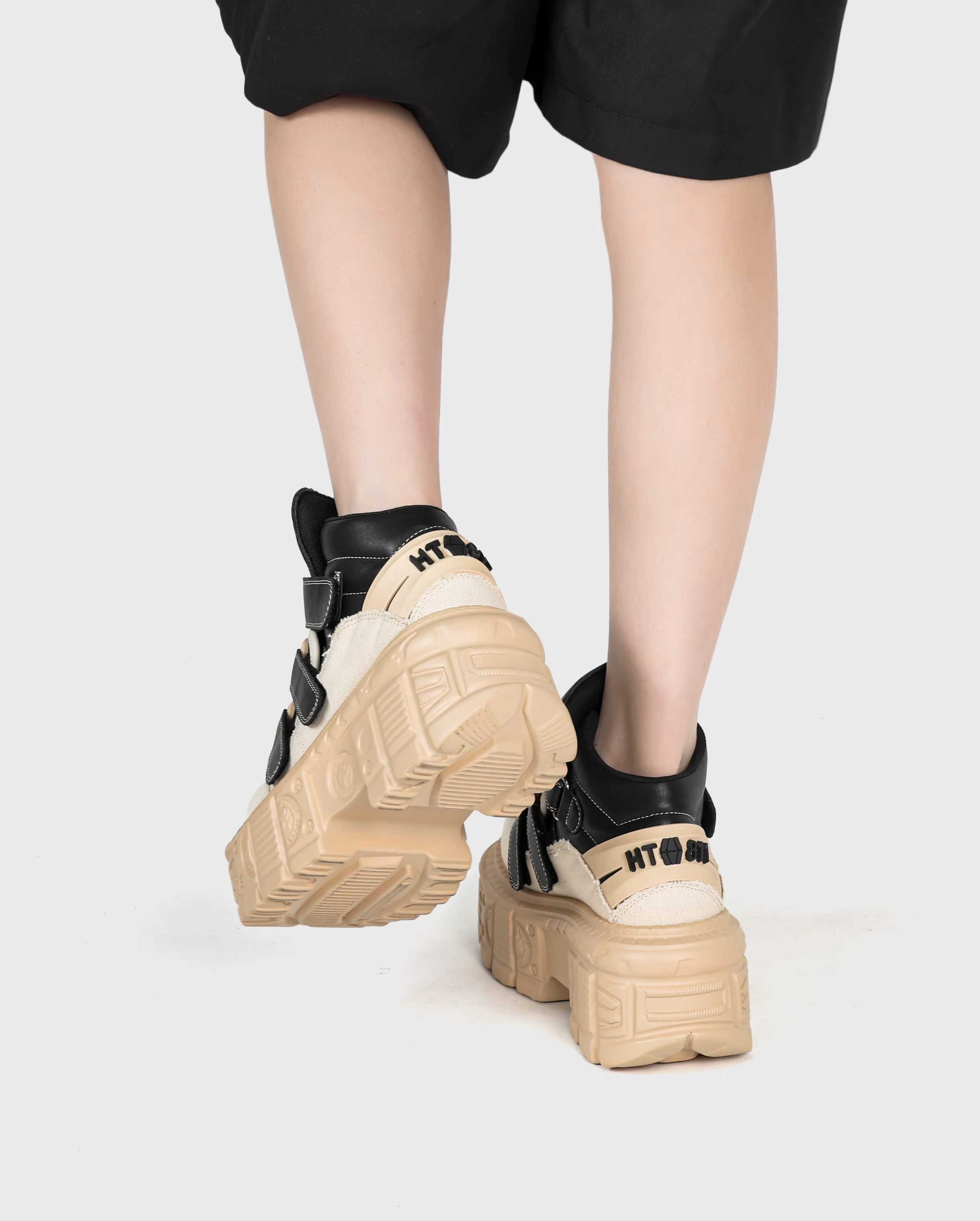 Gothique cheville Rock bottes 2026 nouveau Style Punk femmes chaussures à lacets talon hauteur 6CM p