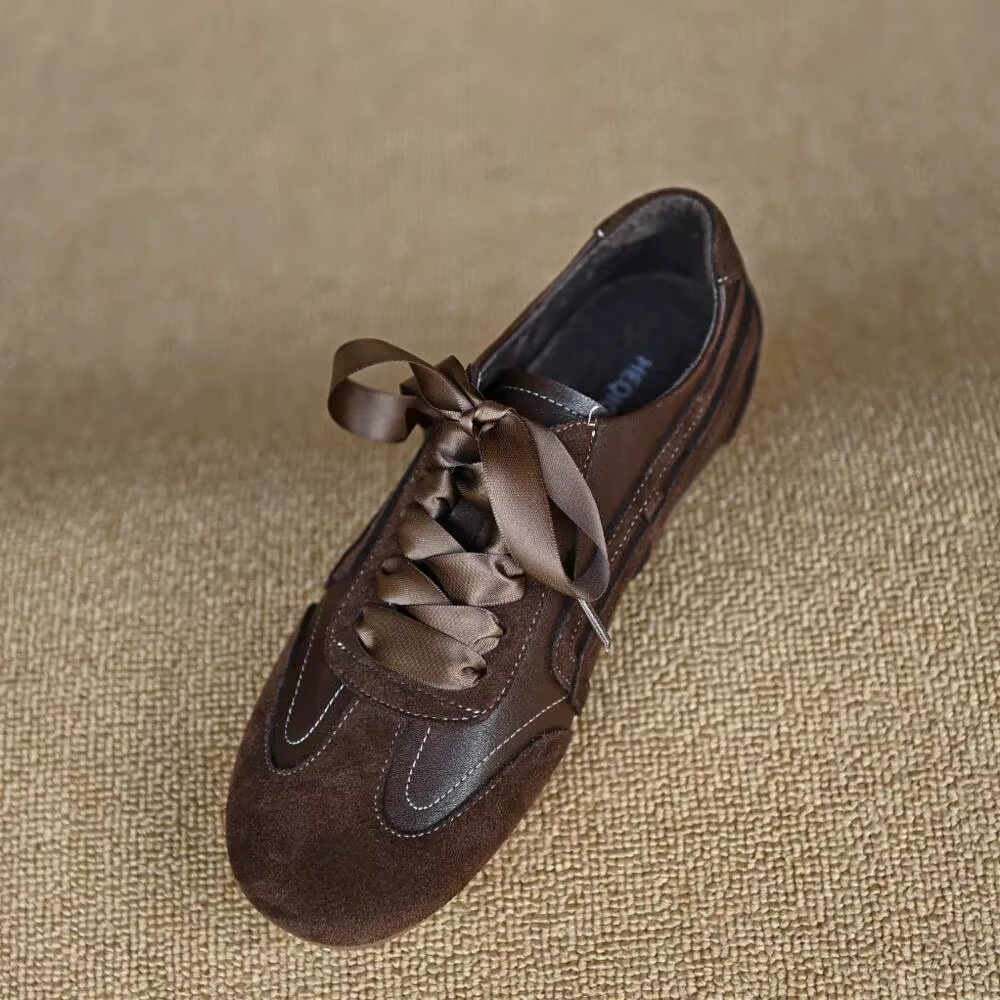 Baskets plates décontractées rétro en daim à lacets pour femmes, chaussures confortables d'automne e