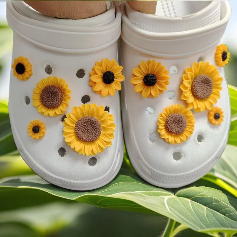 Lot de 10 breloques de créateur tournesol pour chaussures, décorations pour filles, ornements pour c
