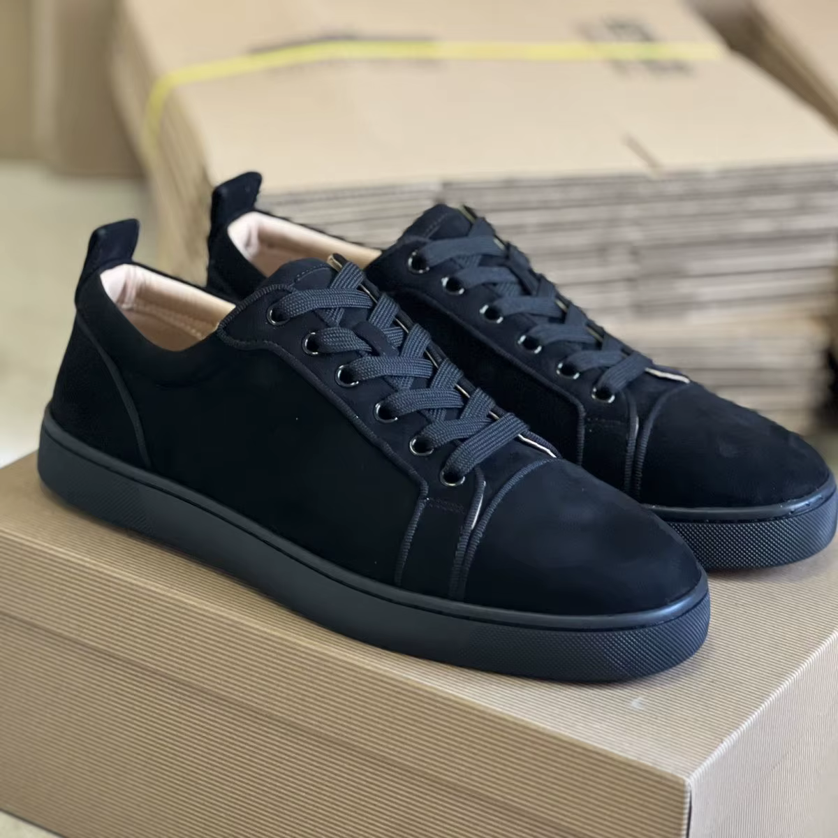 Chaussures pour hommes de haute qualité, nouvelles, rouges, en daim, basses, décontractées, noires, 