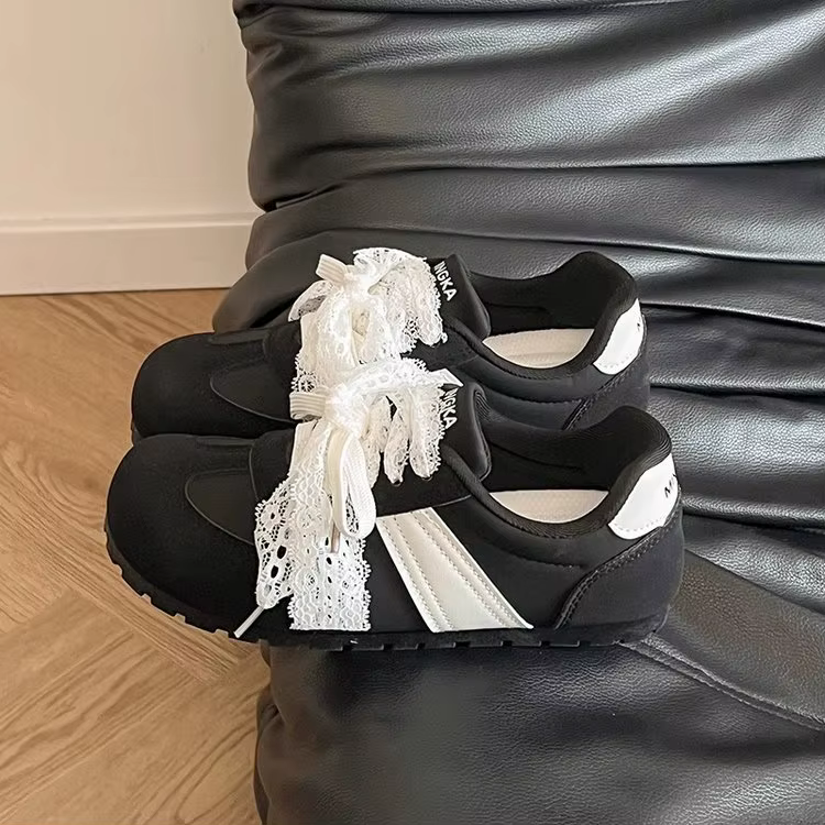 Baskets de style ballet pour femmes – Chaussures plates décontractées à nœud en dentelle, baskets no