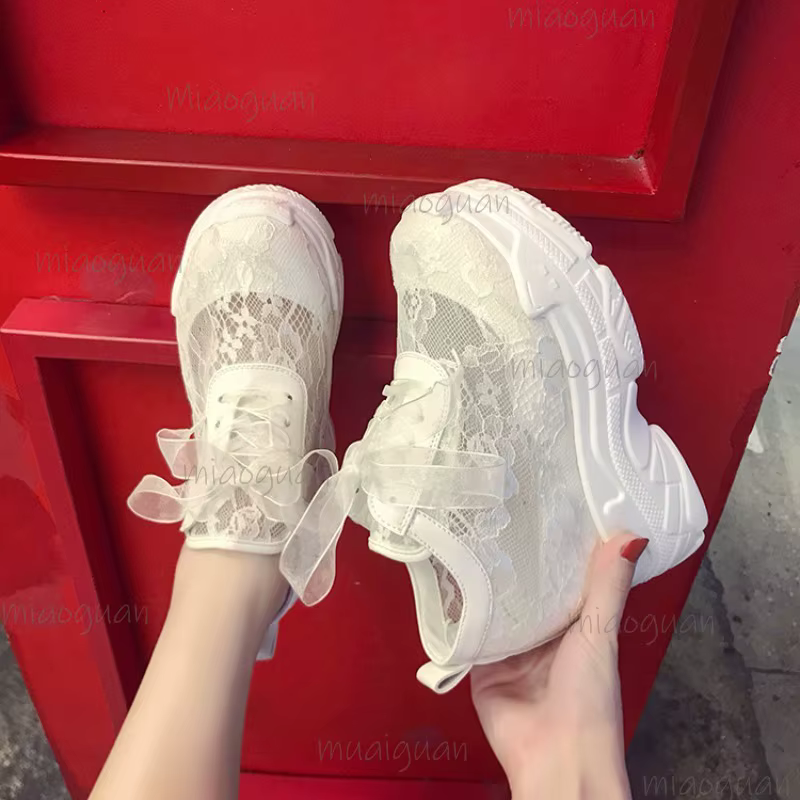 Baskets compensées blanches en dentelle pour femme – Chaussures d'été respirantes en maille, rehauss
