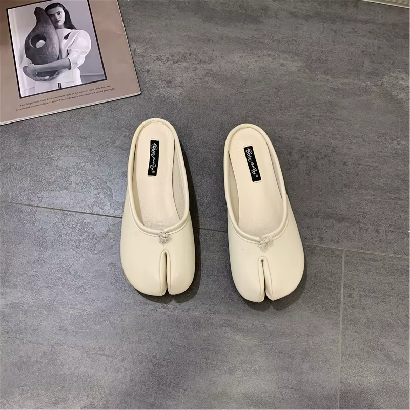 Chaussures de style japonais Tabi Ninja pour femmes, chaussures plates en cuir confortables, mocassi