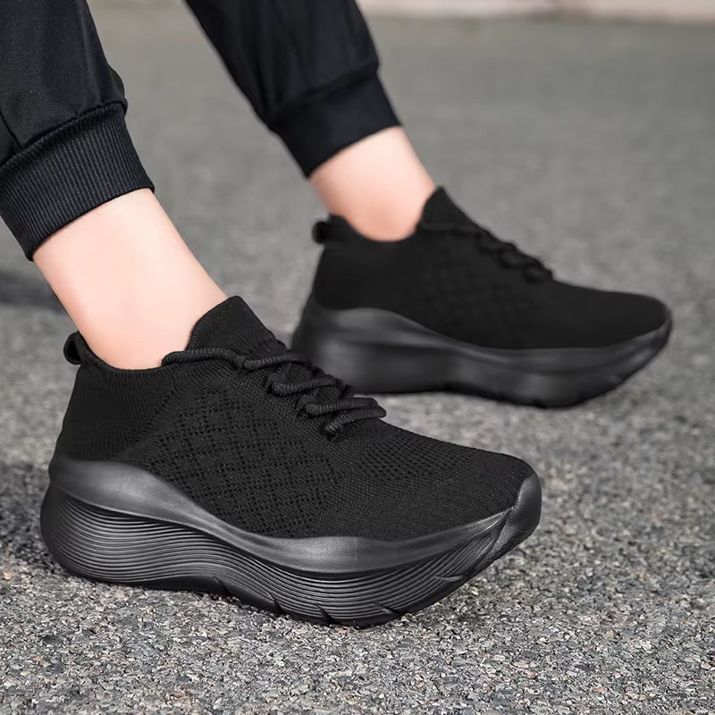 Chaussures de sport beiges à semelles incurvées épaisses pour hommes et femmes, chaussures de sport 