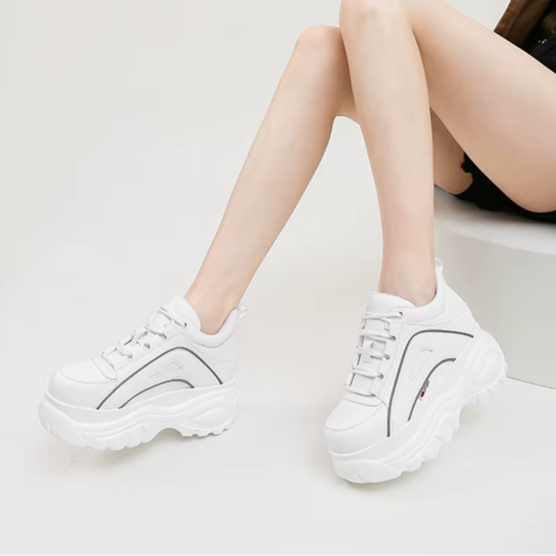 Baskets confortables en cuir souple à lacets pour femmes, chaussures légères et antidérapantes décon