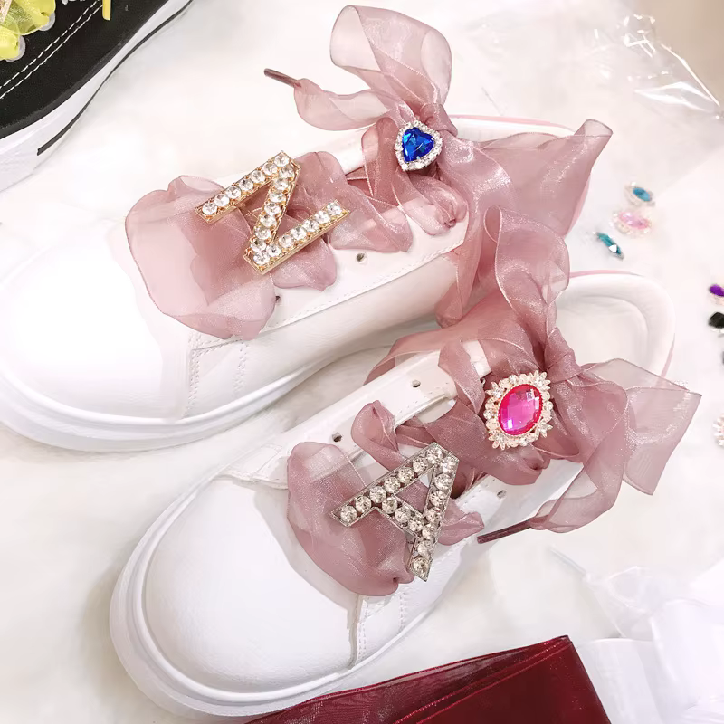 Lacets de décoration en fil de neige en métal, lettres de diamant, accessoires de chaussures à stras
