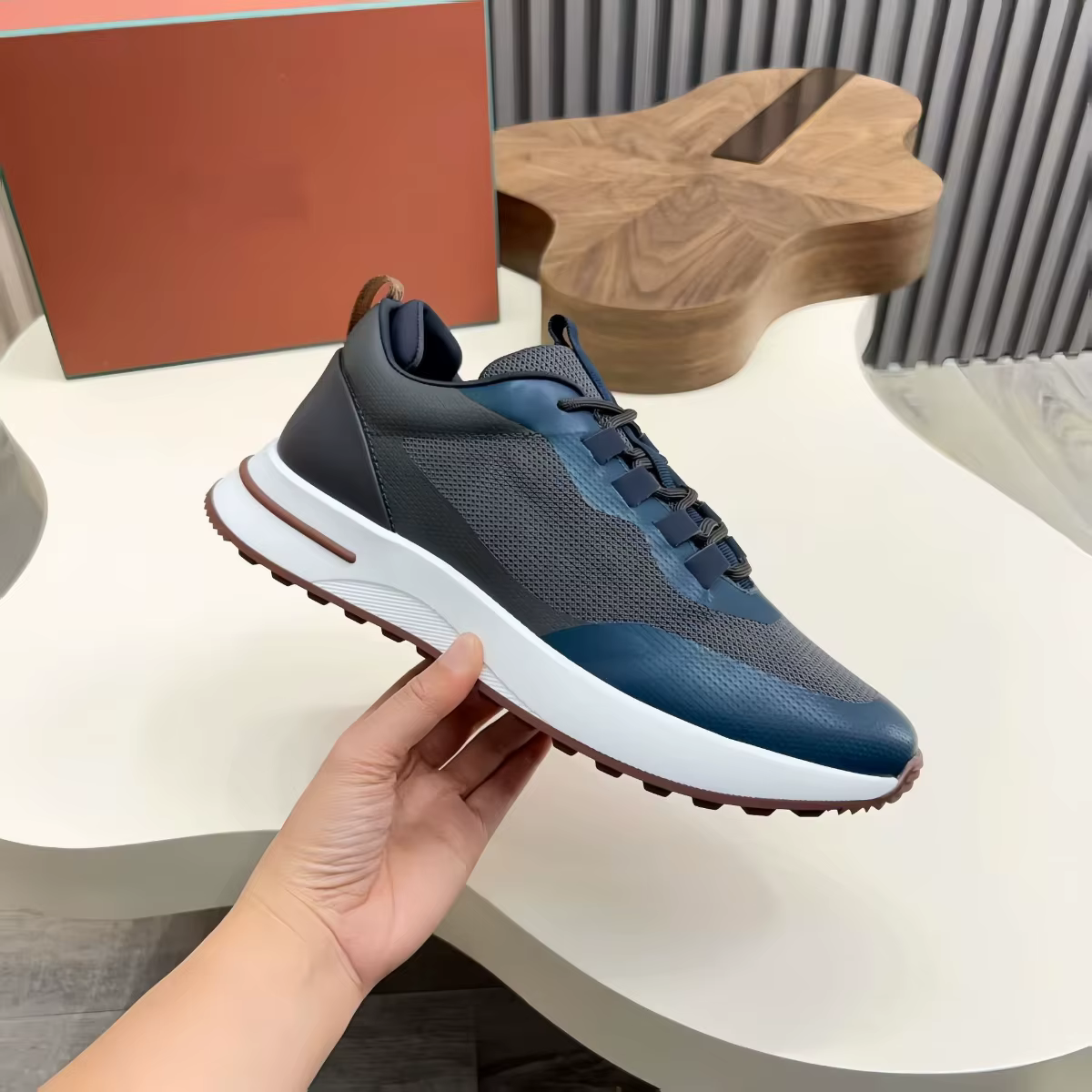 Nouvelles baskets décontractées pour hommes en maille et cuir patchwork, chaussures de course basses