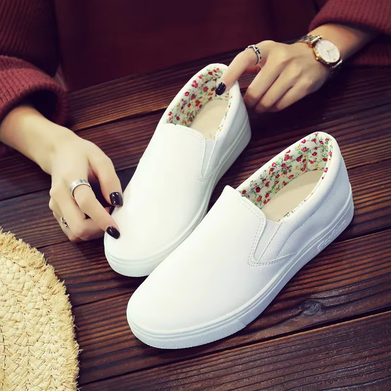 Chaussures plates à enfiler en cuir verni blanc pour femme, style mocassins, chaussures de travail n