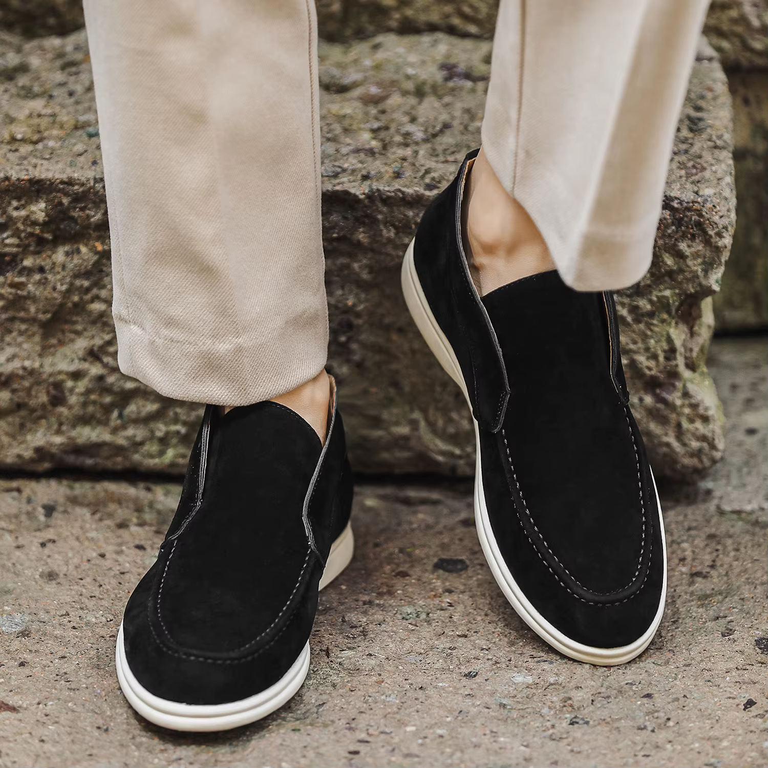 Mocassins taille moyenne pour hommes, chaussures bateau classiques à bout rond, légères, confortable
