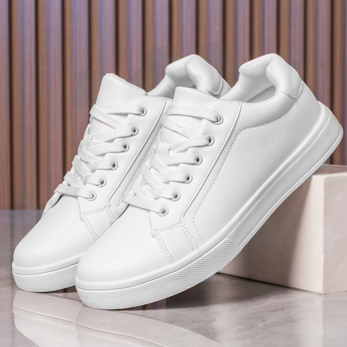Hommes chaussures confortable décontracté Skateboard chaussures hommes blanc noir solide loisirs bas