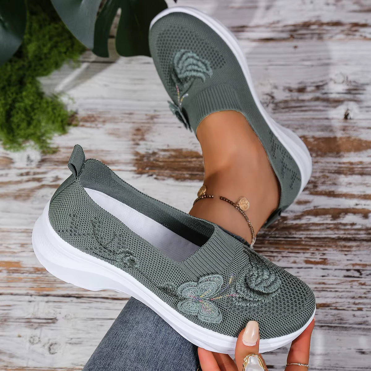 Chaussures pour femmes, chaussures brodées simples pour femmes, chaussures de travail respirantes et
