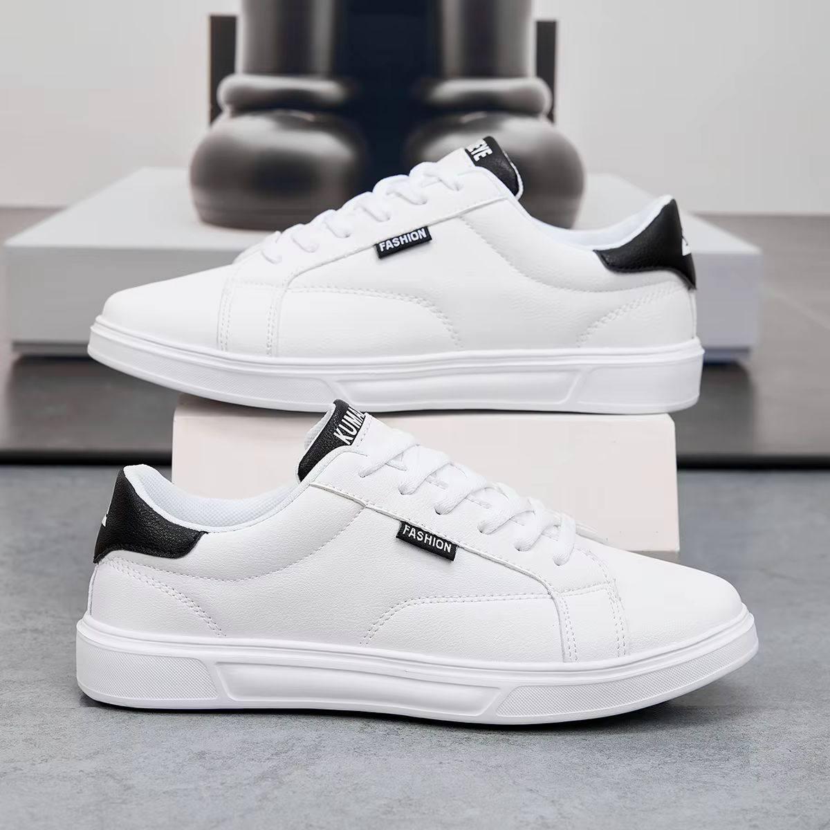 Blanc noir hommes chaussures confortables chaussures de Skateboard décontractées hommes solide loisi