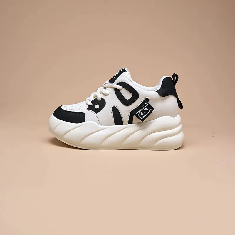 Chaussures Panda Noires et Blanches Polyvalentes Décontractées et Sportives pour Femme – Nouvelle Co