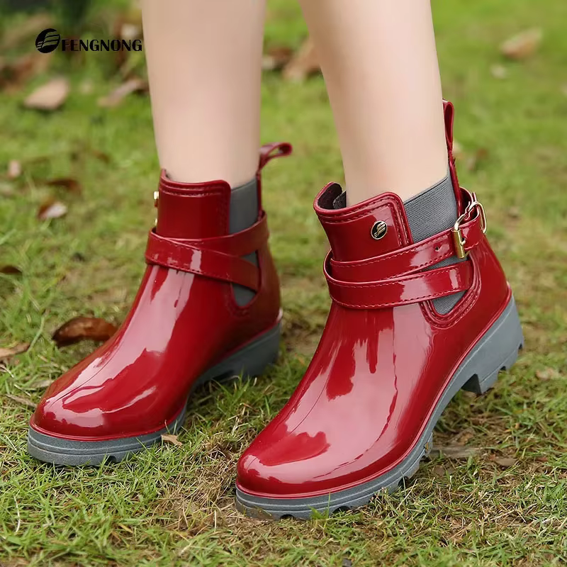 Bottes de pluie en cuir Pu pour femmes, bottines imperméables en caoutchouc, chaussures de marche po