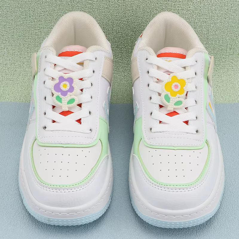 Breloques de chaussure de fleur en plastique conception lacets Clips boucle lacets de chaussure déco