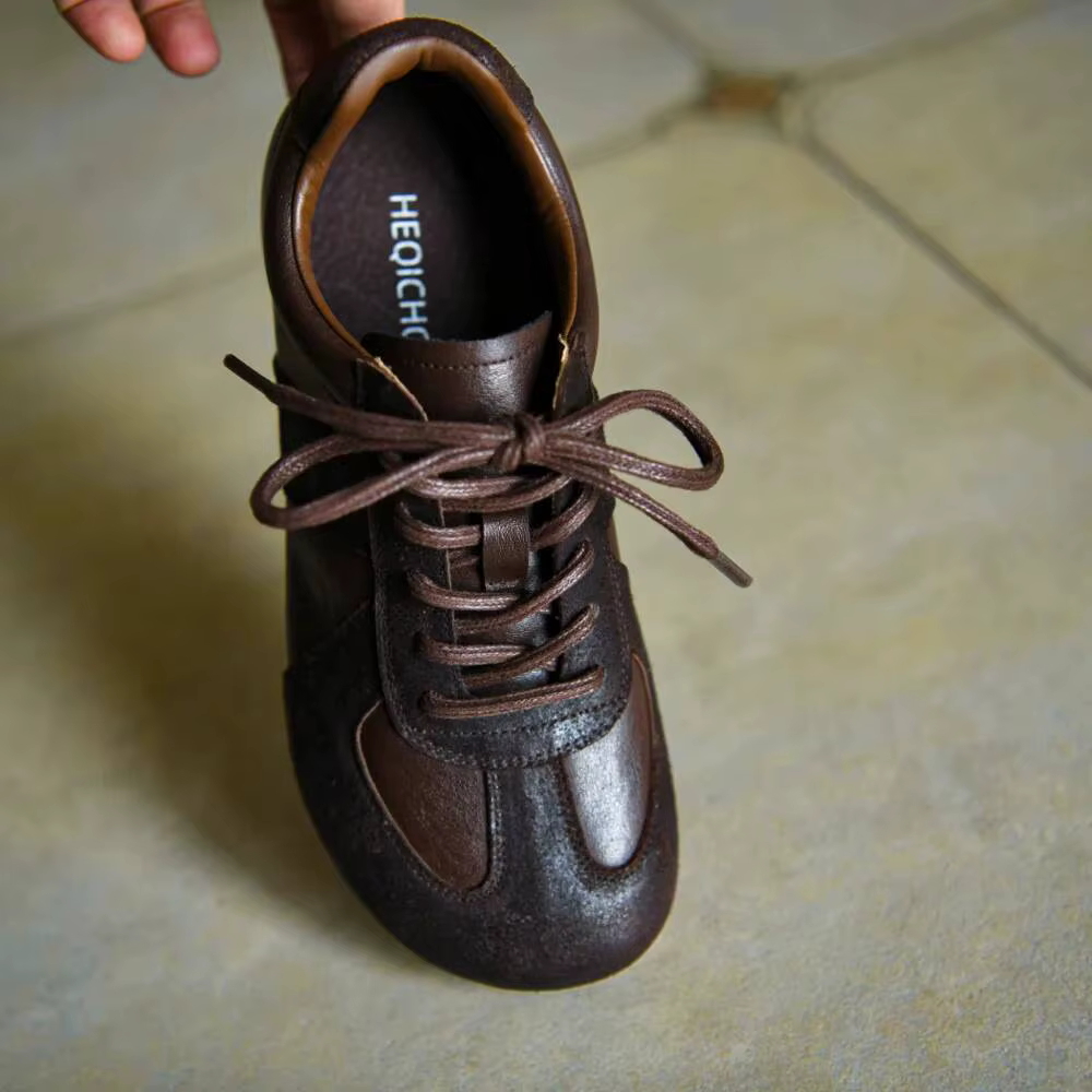 Baskets en cuir véritable pour femmes, en daim naturel, à talon compensé bas, bout rond, à lacets, d