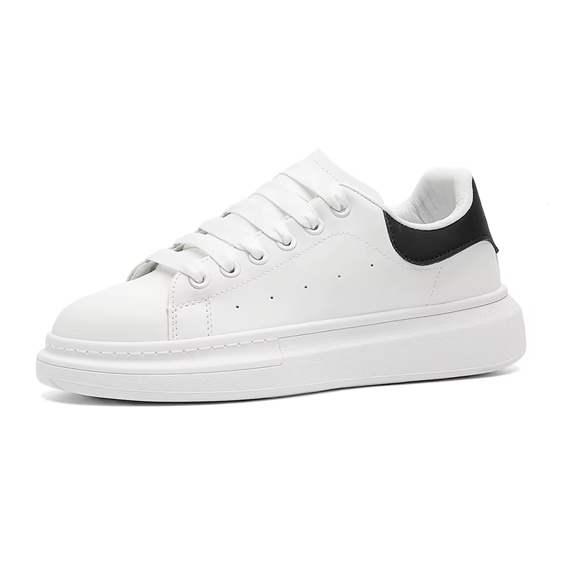 Baskets minimalistes blanches pour hommes, confortables, décontractées en cuir, chaussures de Skateb