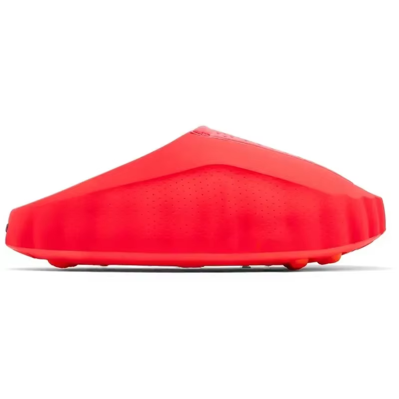 2026 Chaussons Confort 002 Claquettes de Course Tech 001 en Caoutchouc Blanc Os Rouge Noir Fumée Cla