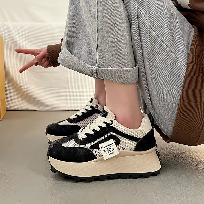 Grosses automne nouvelles femmes chaussures Csaual baskets de course mode à lacets Patchwork en cuir