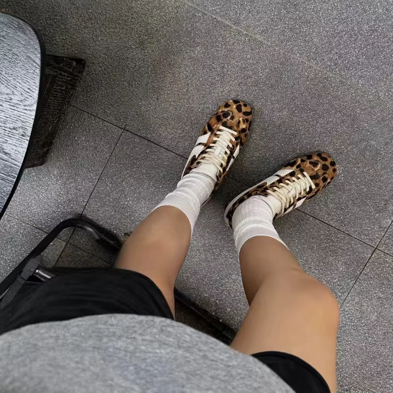 Chaussures de sport décontractées en cuir véritable pour femmes, chaussures d'entraînement allemande
